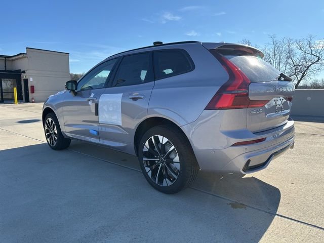 New 2026 Volvo XC60 B5 Plus w/ Climate Package image 5