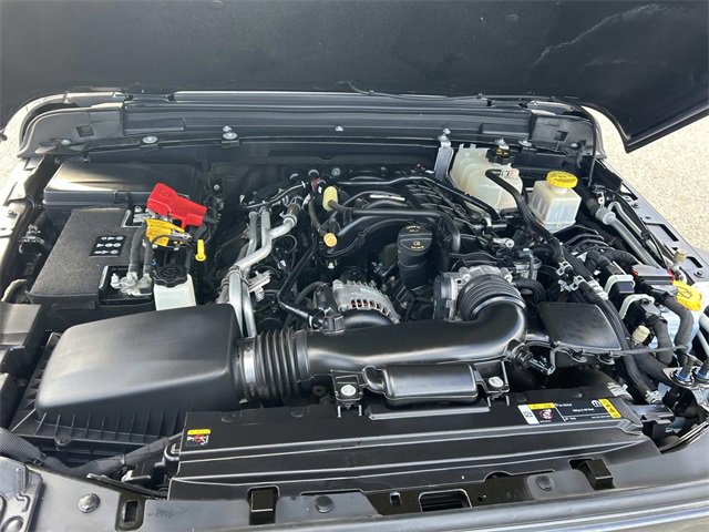 Used 2023 Jeep Gladiator Sport image 9