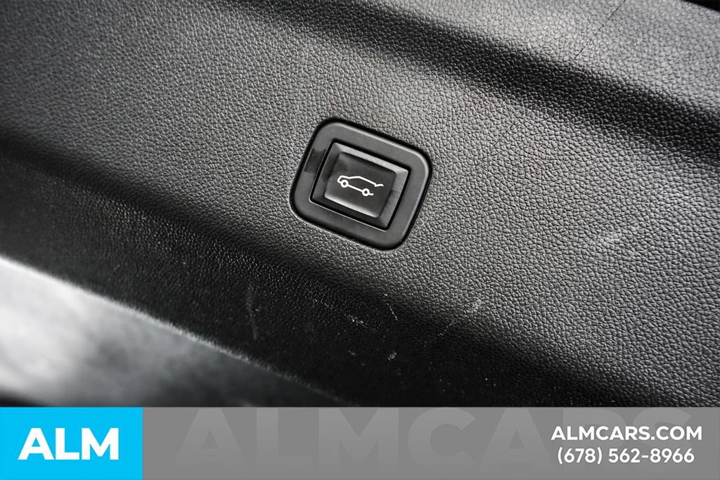 Used 2024 GMC Yukon AT4 w/ AT4 Premium Plus Package AWD/4WD image 23