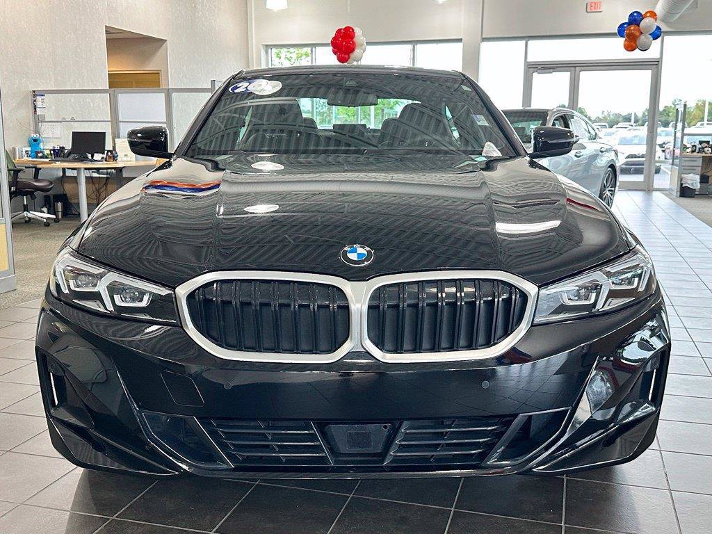 Used 2026 BMW 330i xDrive Sedan AWD/4WD image 2