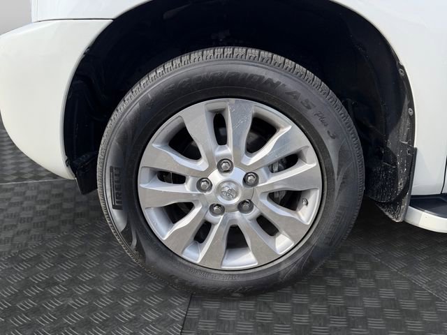 Used 2014 Toyota Sequoia Platinum image 14