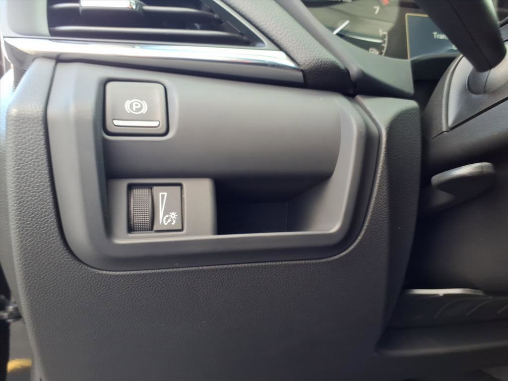 New 2026 Cadillac CT4 Luxury image 15