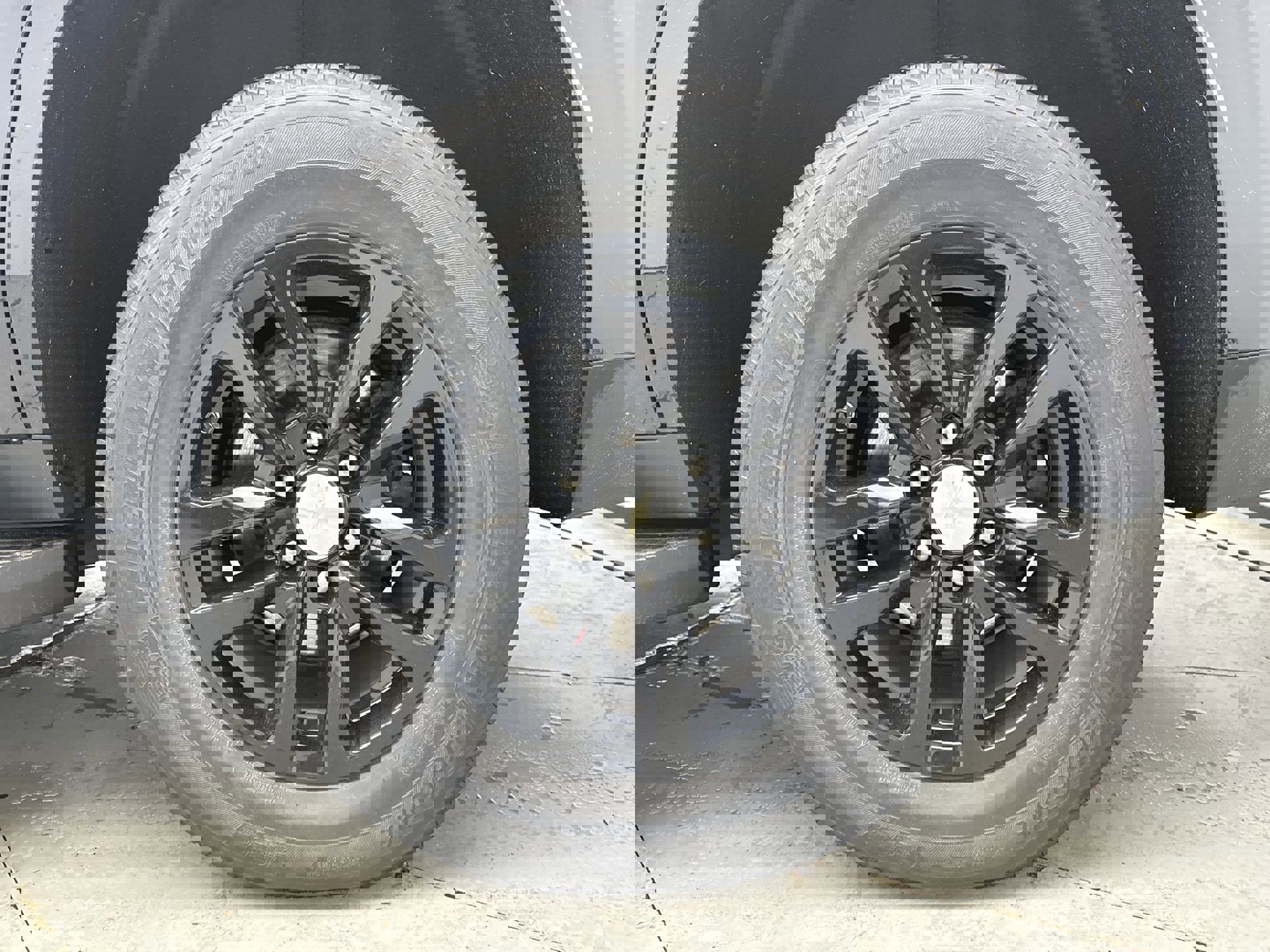 Used 2022 Chevrolet Tahoe LT w/ Luxury Package image 12