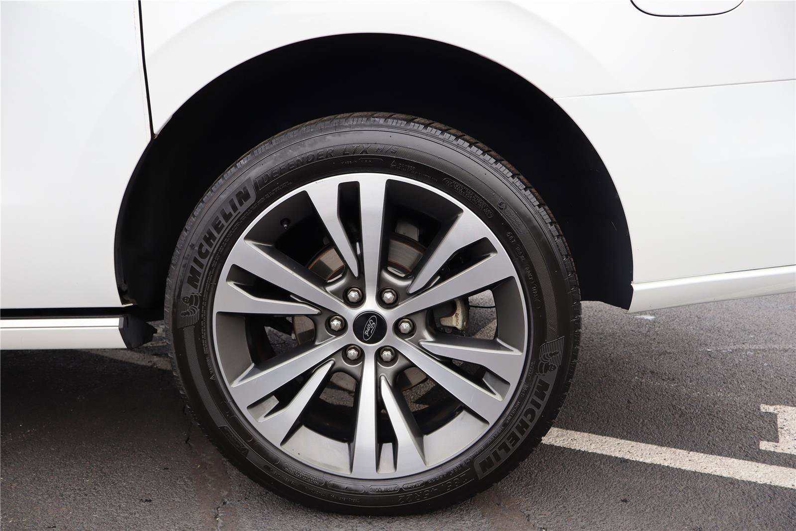 Used 2020 Ford Expedition Max Platinum image 11