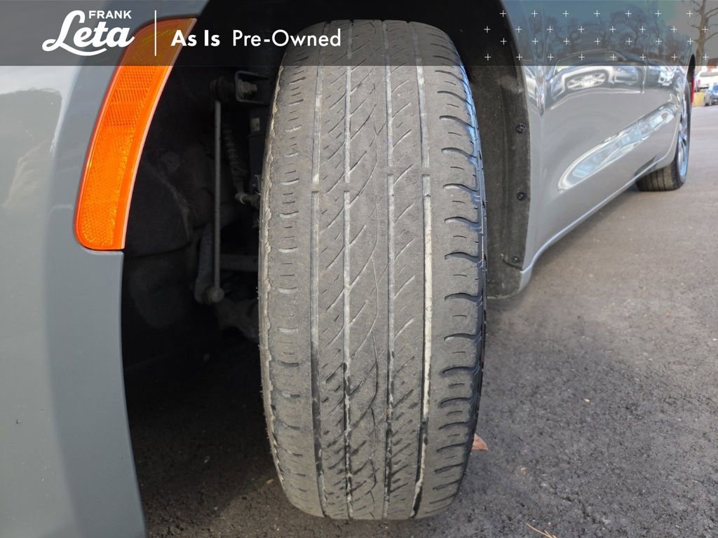 Used 2022 Chrysler Pacifica Touring-L image 33