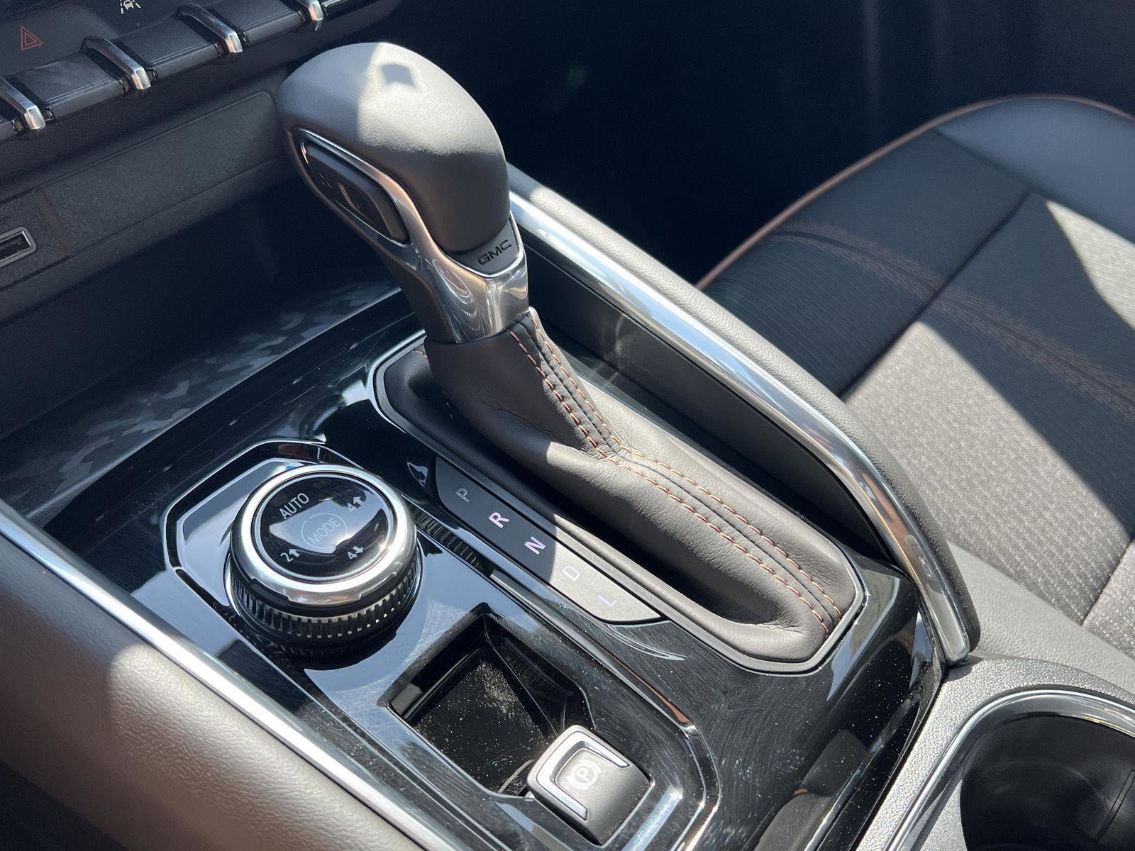 New 2026 GMC Canyon AT4 image 30