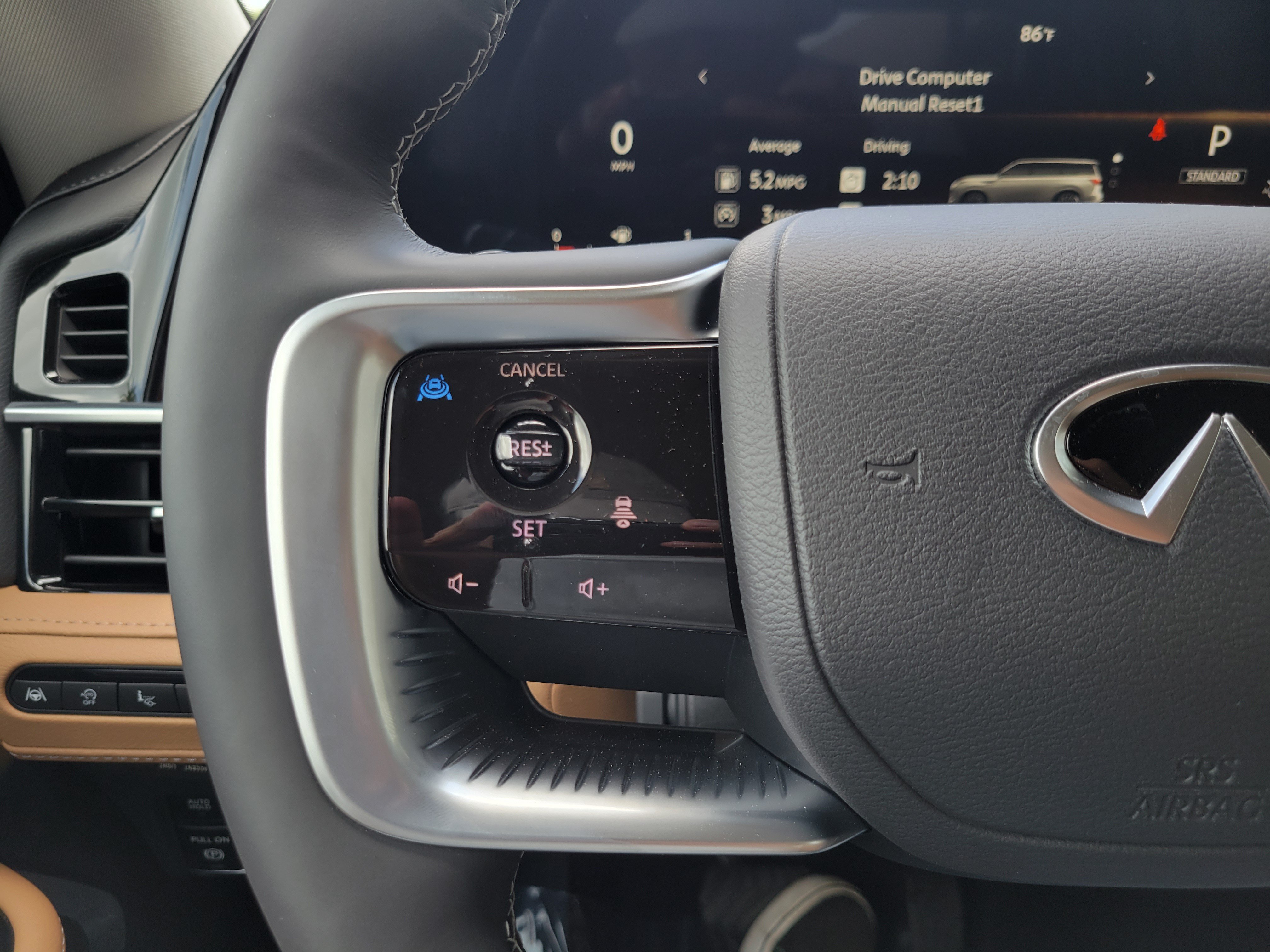 New 2026 INFINITI QX80 Luxe RWD image 31