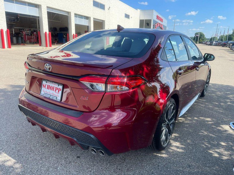 Used 2022 Toyota Corolla SE w/ Carpet Mat Package (TMS) FWD image 3