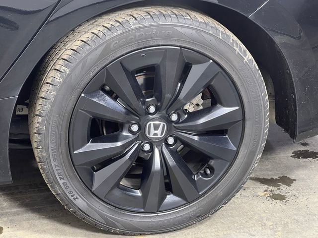 Used 2023 Honda Civic EX-L image 35