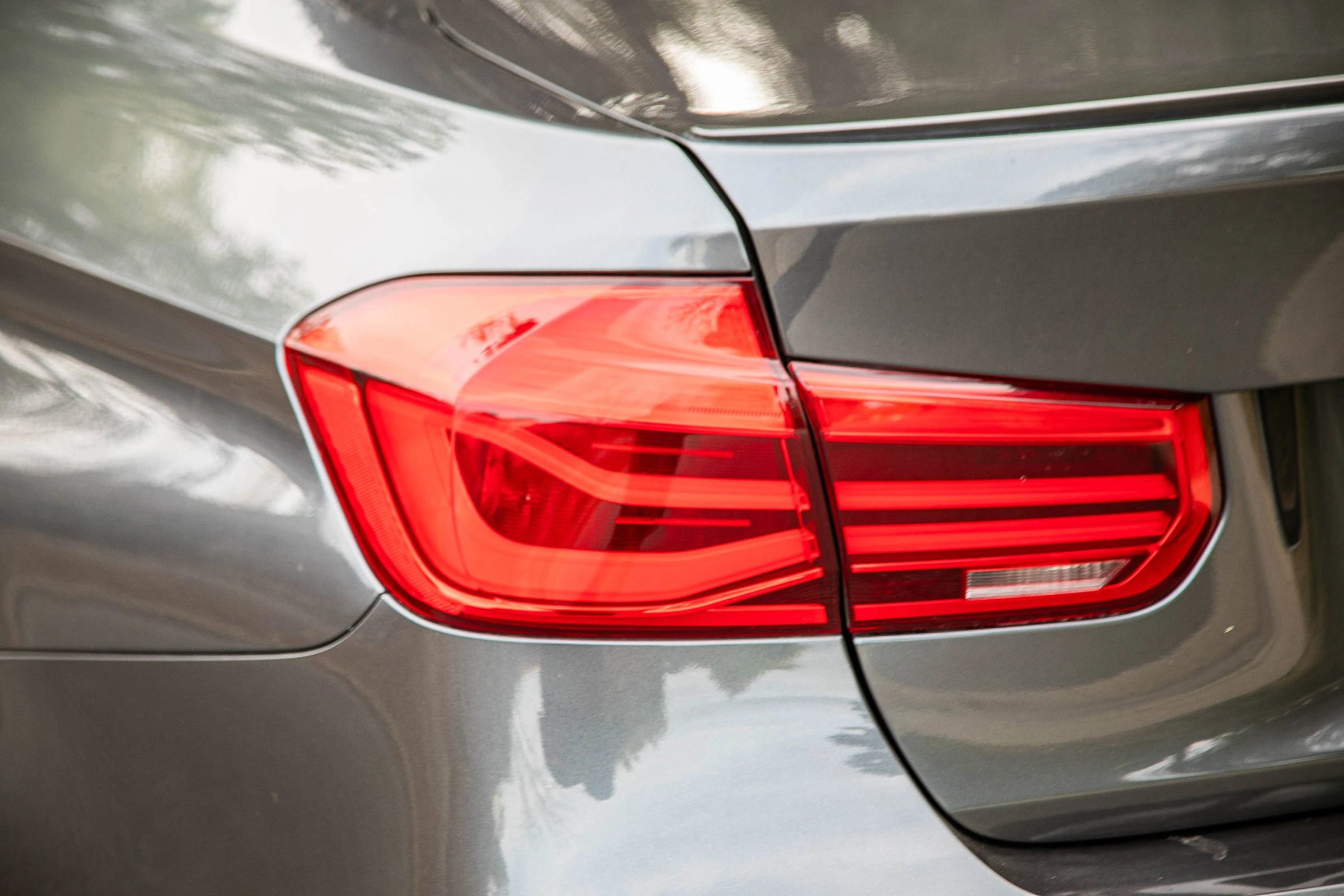 Used 2017 BMW M3 RWD image 8
