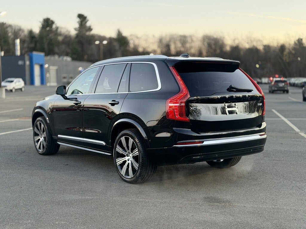 Used 2025 Volvo XC90 T8 Ultra w/ Lounge Package image 4