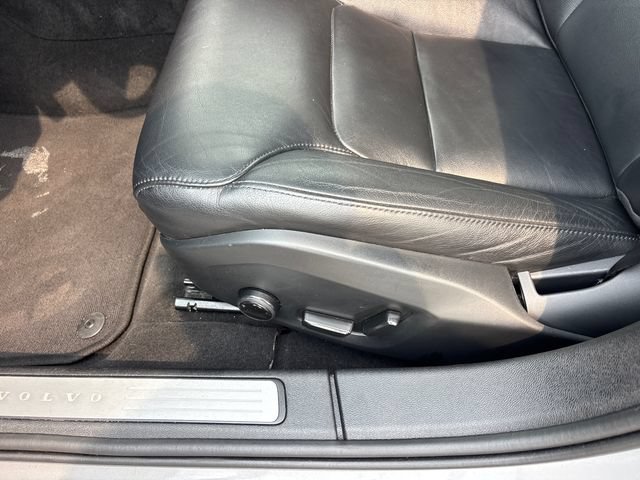 Used 2024 Volvo S60 B5 Core FWD image 7