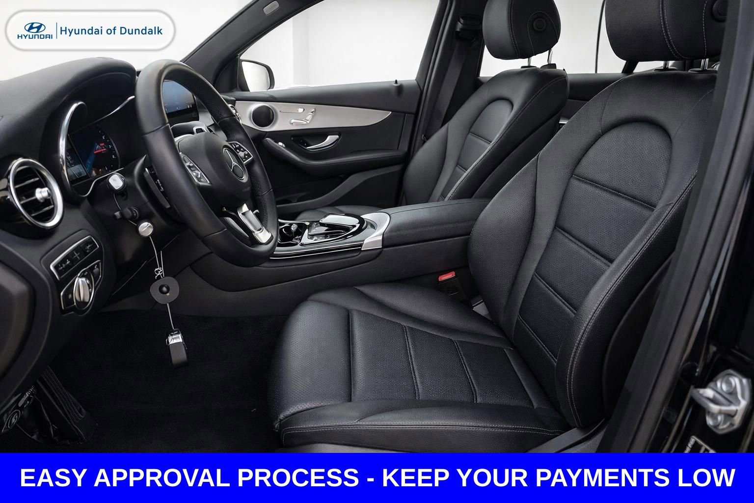 Used 2022 Mercedes-Benz GLC 300 w/ Premium Package Lite image 9