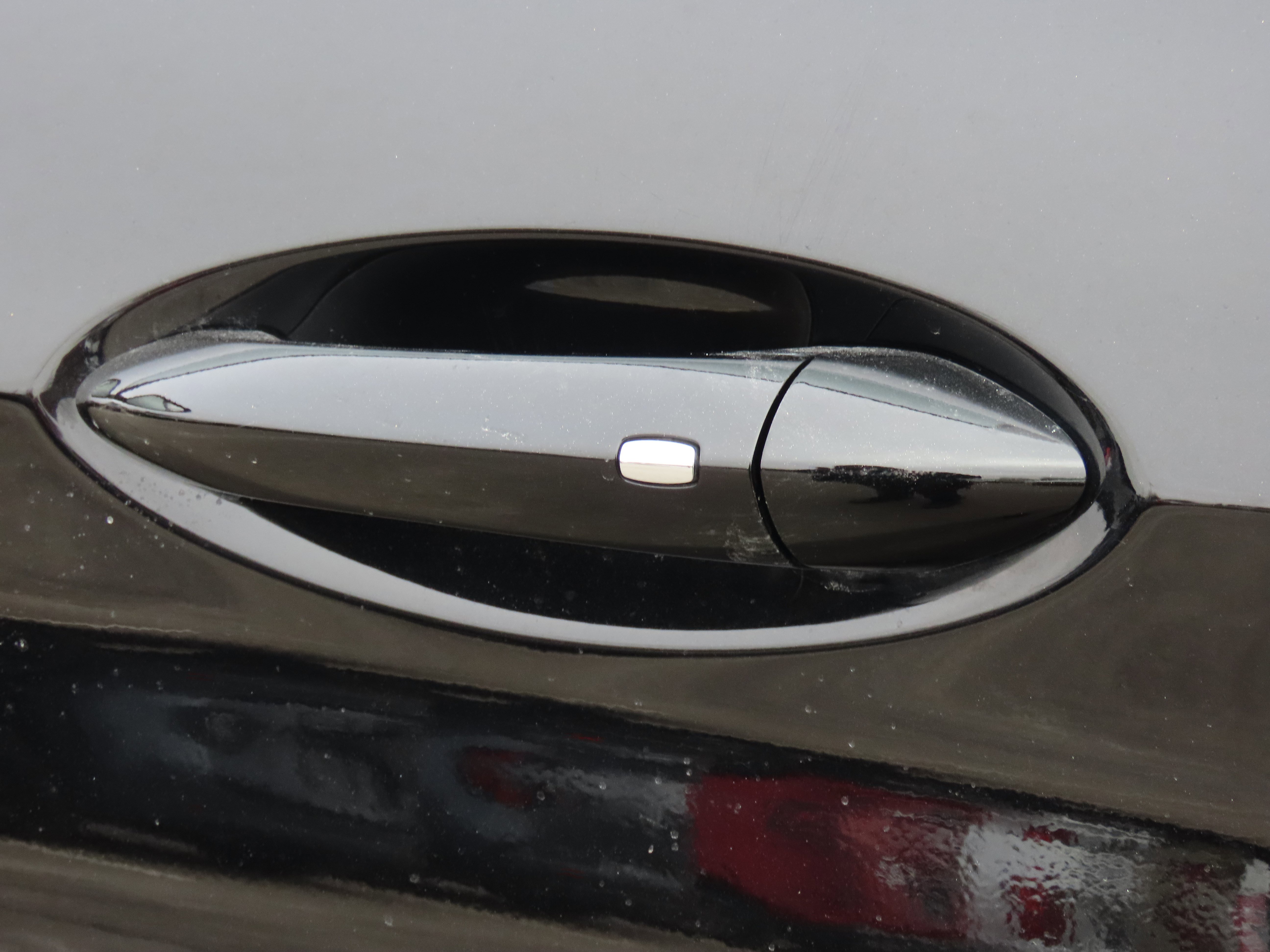 Used 2023 Chevrolet TrailBlazer RS w/ Sun and Liftgate Package AWD/4WD image 21