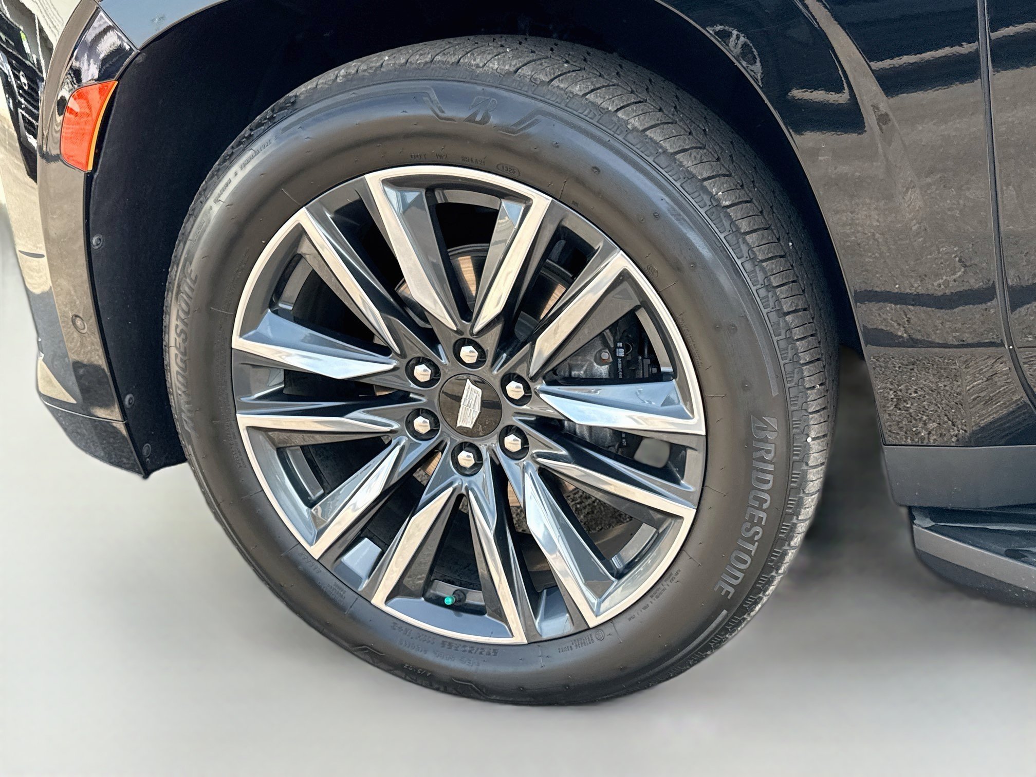 Used 2021 Cadillac Escalade Sport w/ Driver Assist Tech Package AWD/4WD image 45