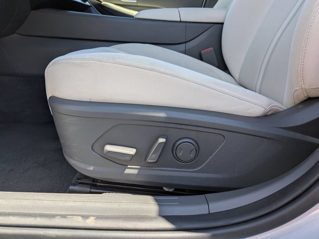 Used 2025 Hyundai Sonata SEL FWD image 14