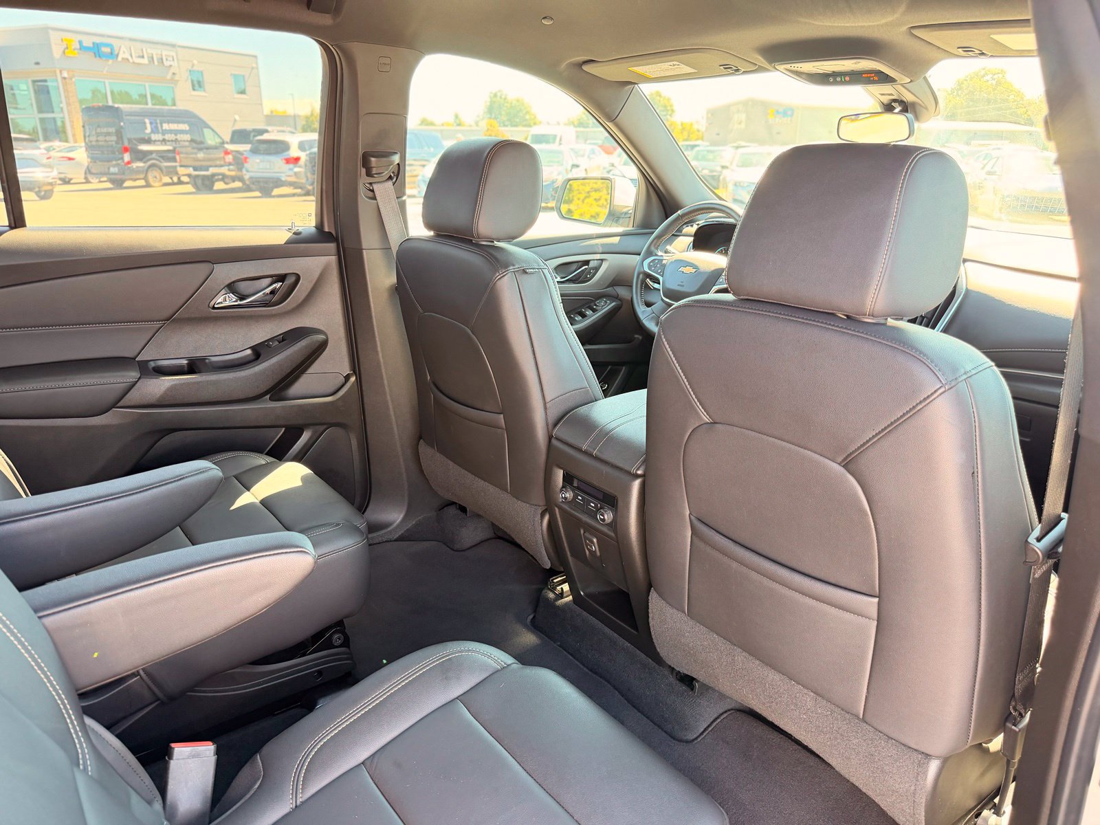 Used 2022 Chevrolet Traverse LT AWD/4WD image 26