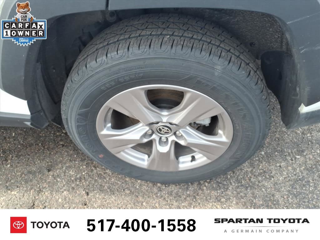 Used 2025 Toyota RAV4 XLE image 10