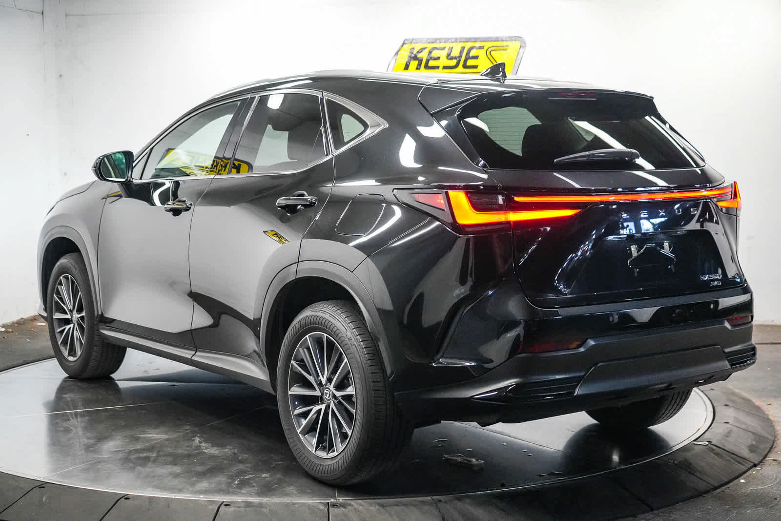 Used 2024 Lexus NX 350 AWD w/ Vision Package image 8