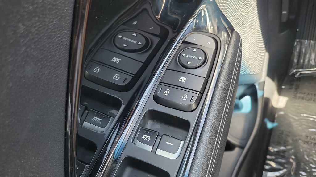 Used 2022 Kia Niro LXS FWD image 18