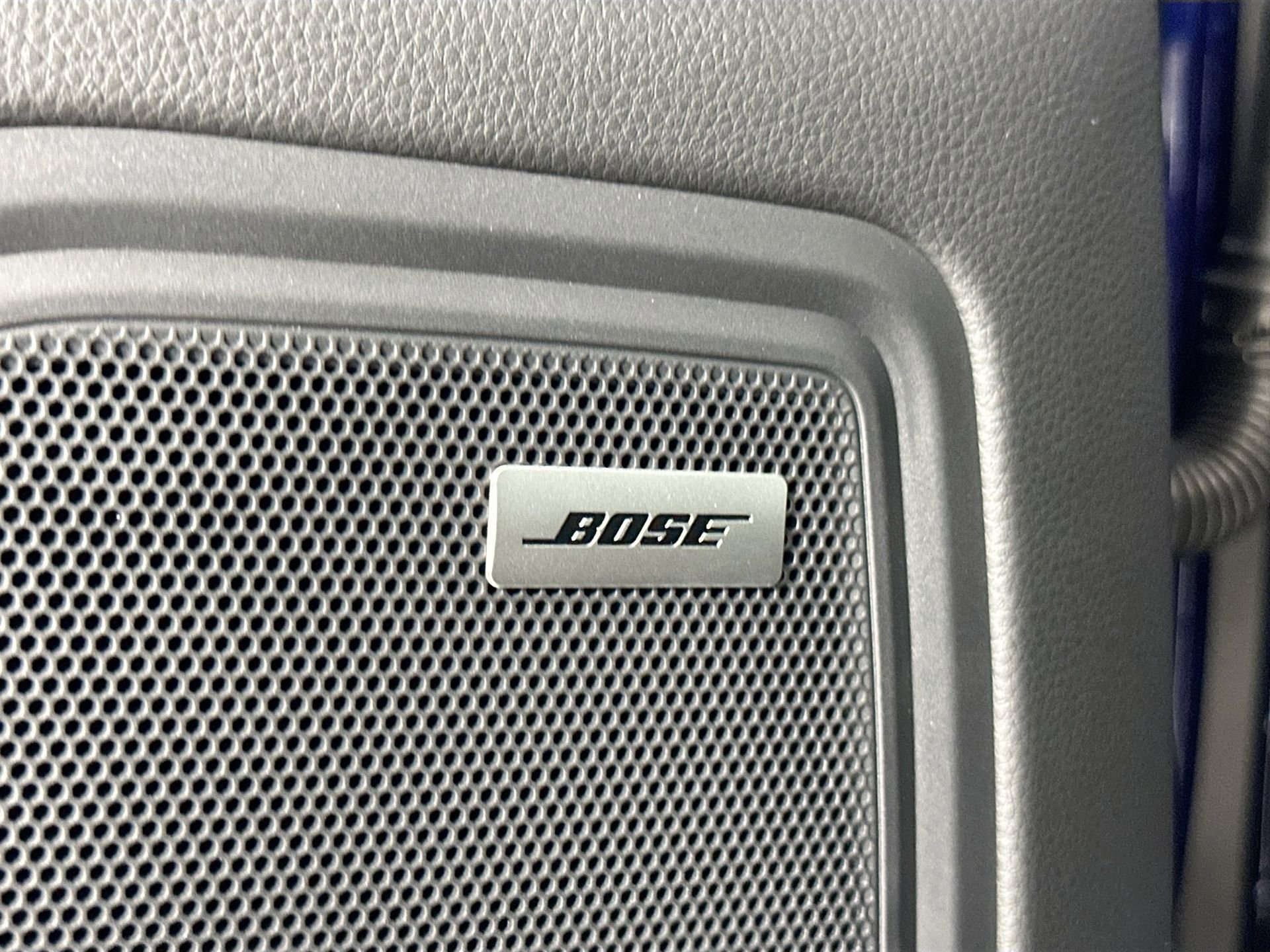 Certified 2025 Porsche Macan image 33