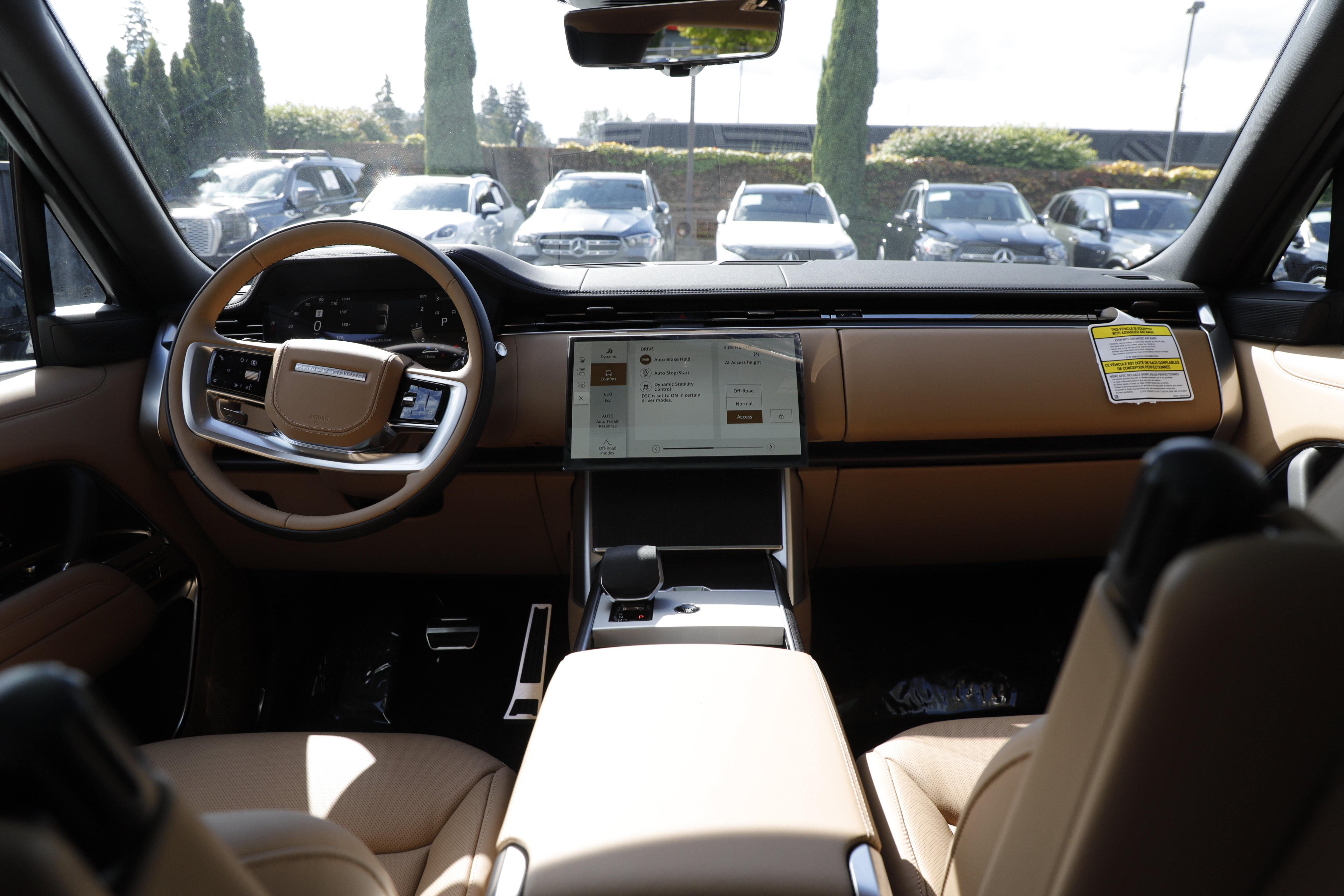 New 2026 Land Rover Range Rover SE AWD/4WD image 14