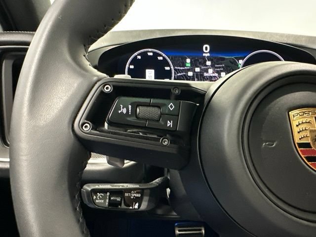 Used 2025 Porsche Cayenne S AWD/4WD image 18