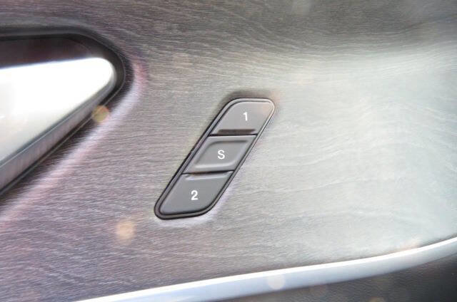 New 2025 Jeep Grand Cherokee Limited image 19