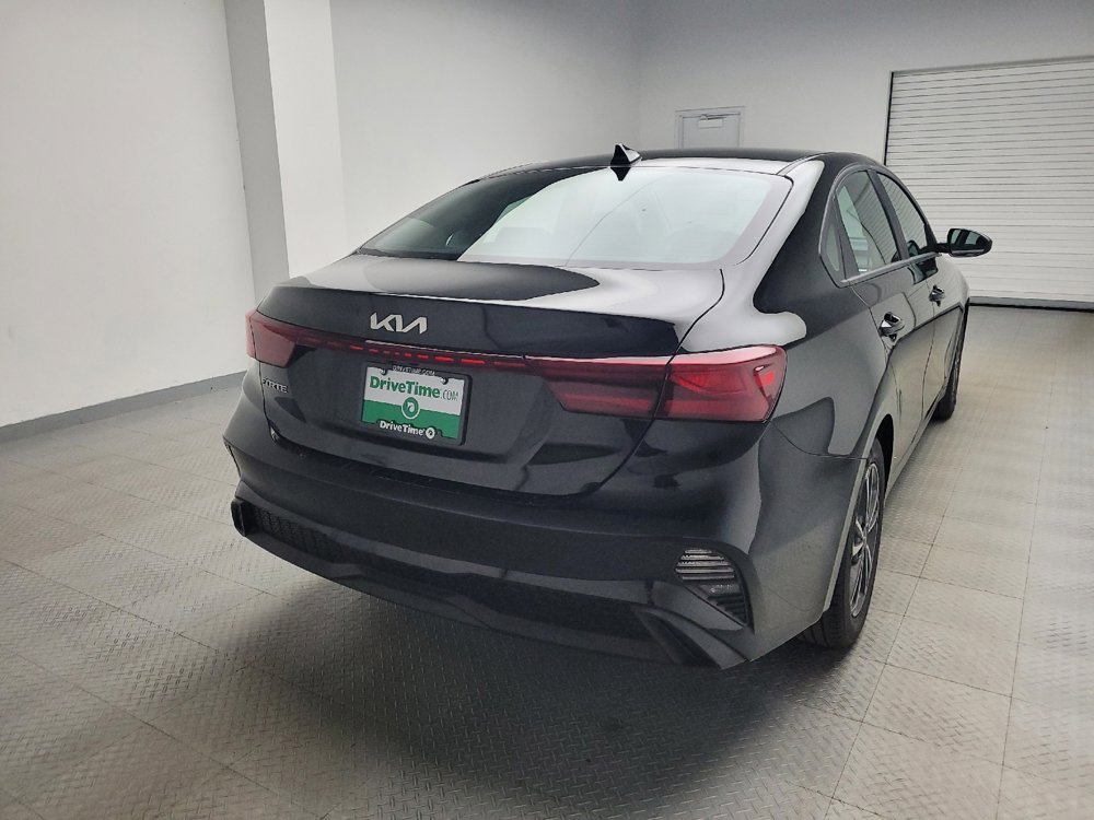 Used 2023 Kia Forte LXS image 7