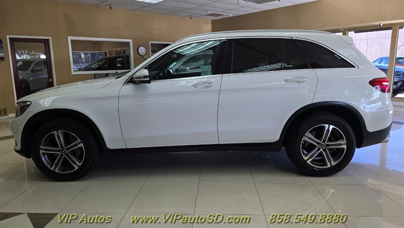 Used 2019 Mercedes-Benz GLC 300 4MATIC image 6