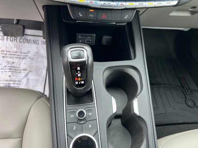 Used 2019 Cadillac XT4 Luxury w/ Cold Weather Package image 16