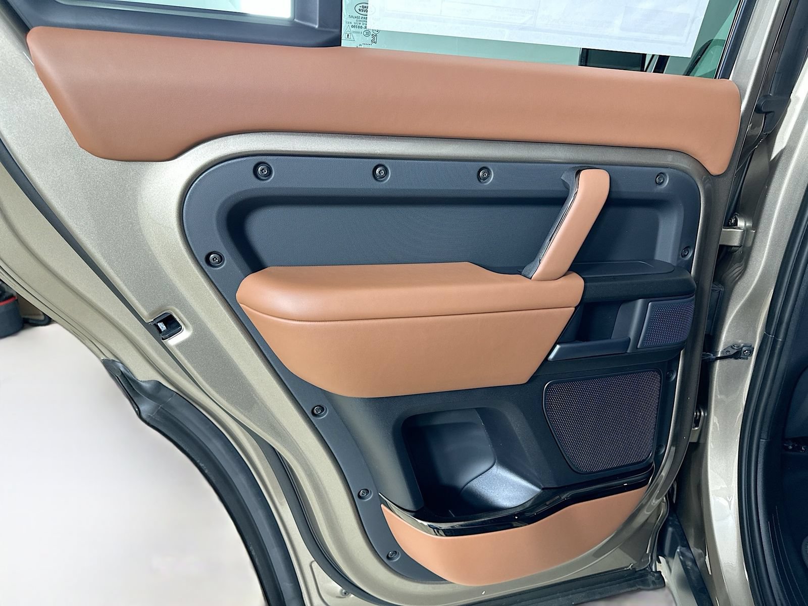 New 2026 Land Rover Defender 110 OCTA AWD/4WD image 35