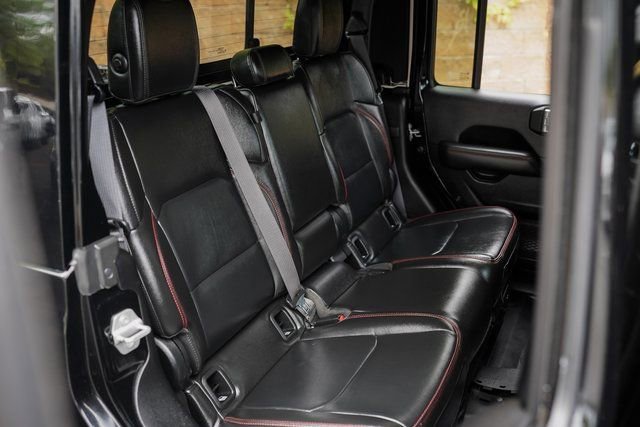 Used 2020 Jeep Gladiator Rubicon image 24