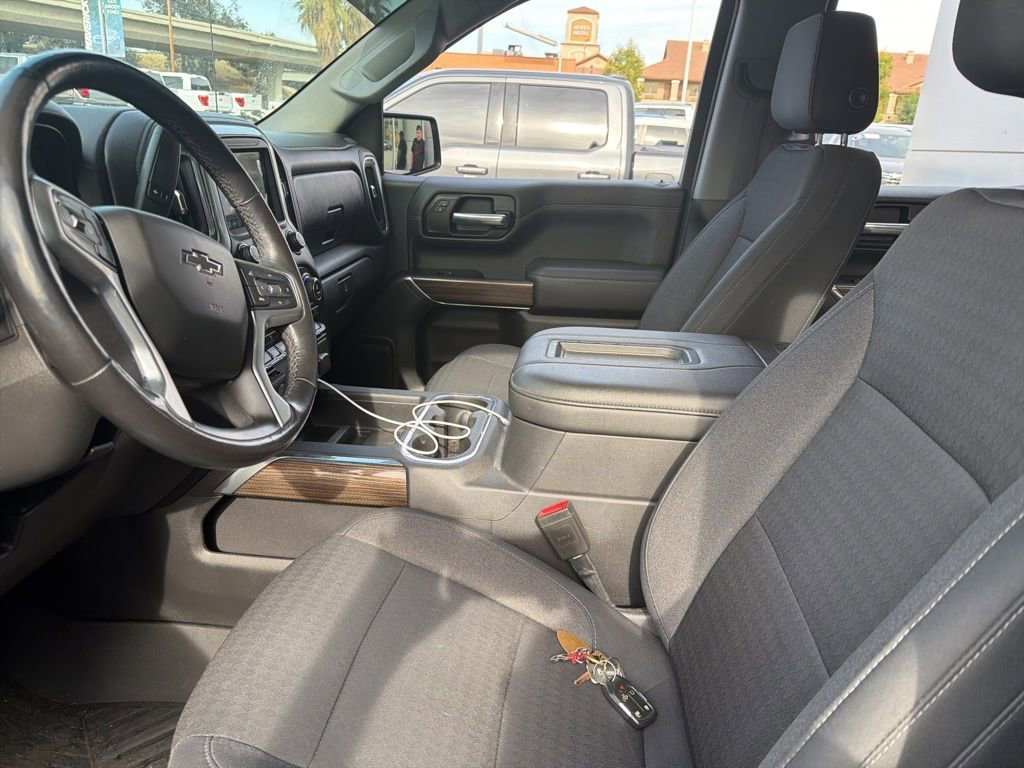 Used 2020 Chevrolet Silverado 1500 LT Trail Boss AWD/4WD image 4