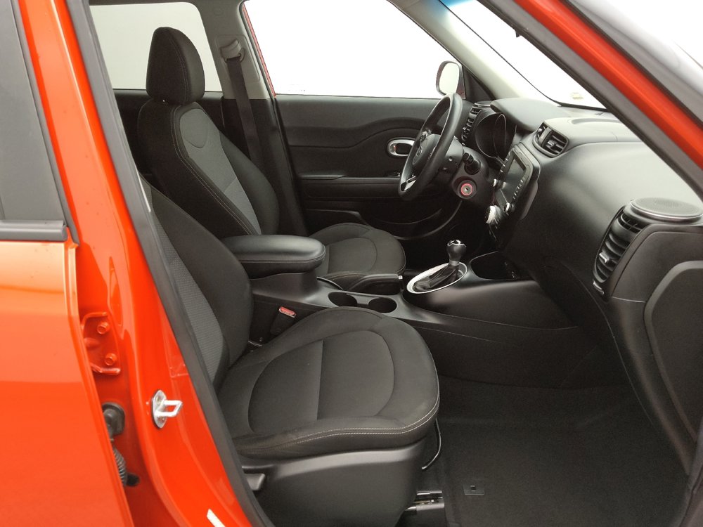 Used 2019 Kia Soul + image 21