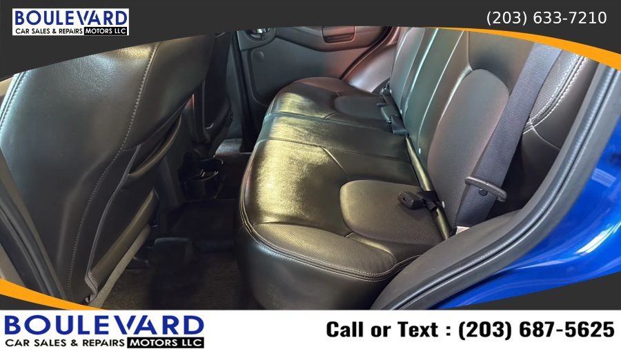 Used 2014 Nissan Xterra PRO-4X w/ Pro-4x Leather Package AWD/4WD image 30