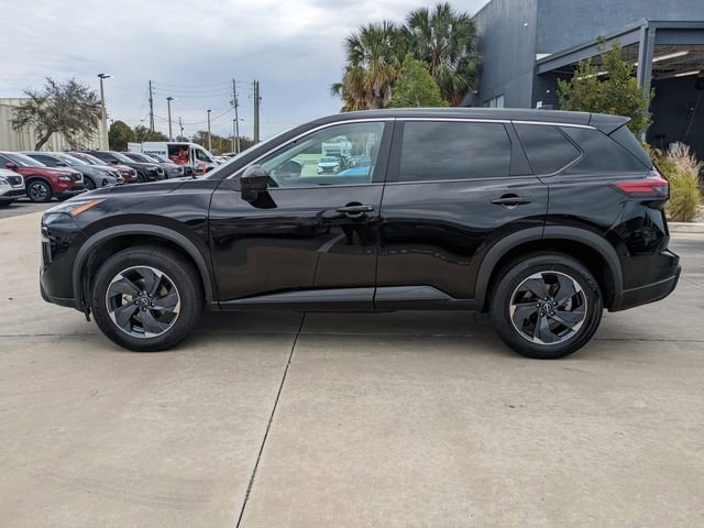 Used 2025 Nissan Rogue SV image 9