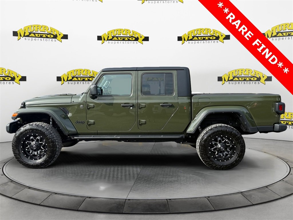 Used 2022 Jeep Gladiator Sport image 2