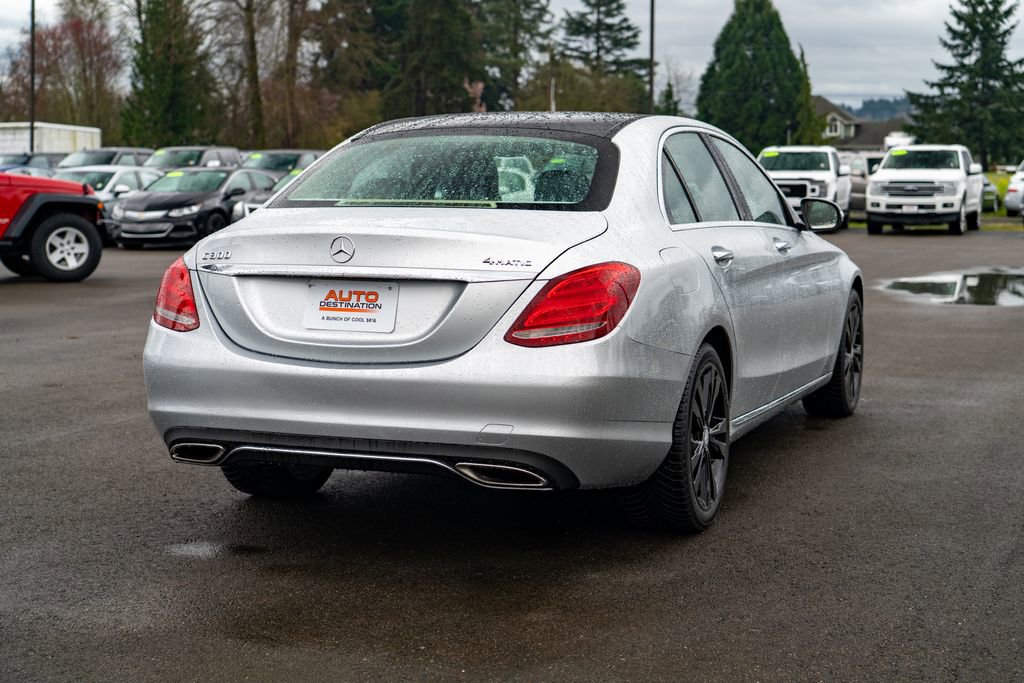 Used 2015 Mercedes-Benz C 300 4MATIC Sedan image 9