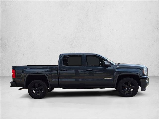 Used 2017 GMC Sierra 1500 SLE w/ SLE Value Package AWD/4WD image 4