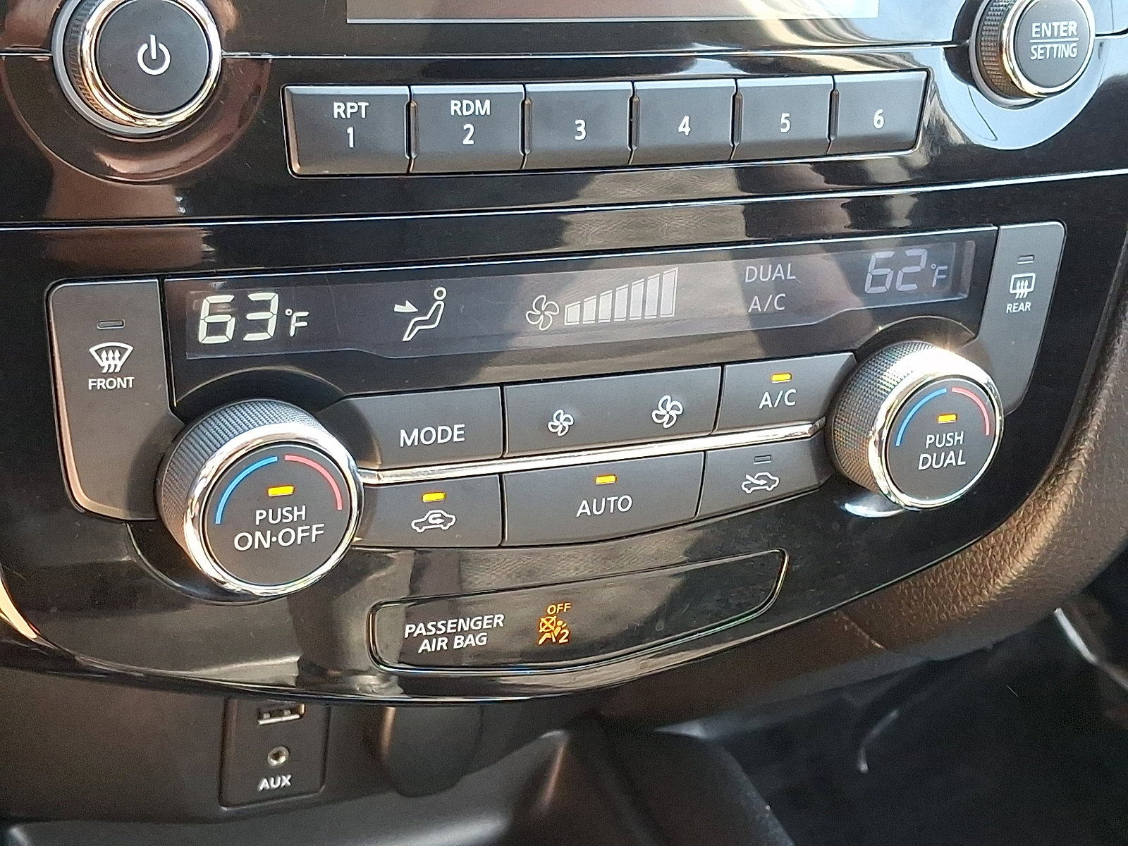 Used 2018 Nissan Rogue Sport SV image 15