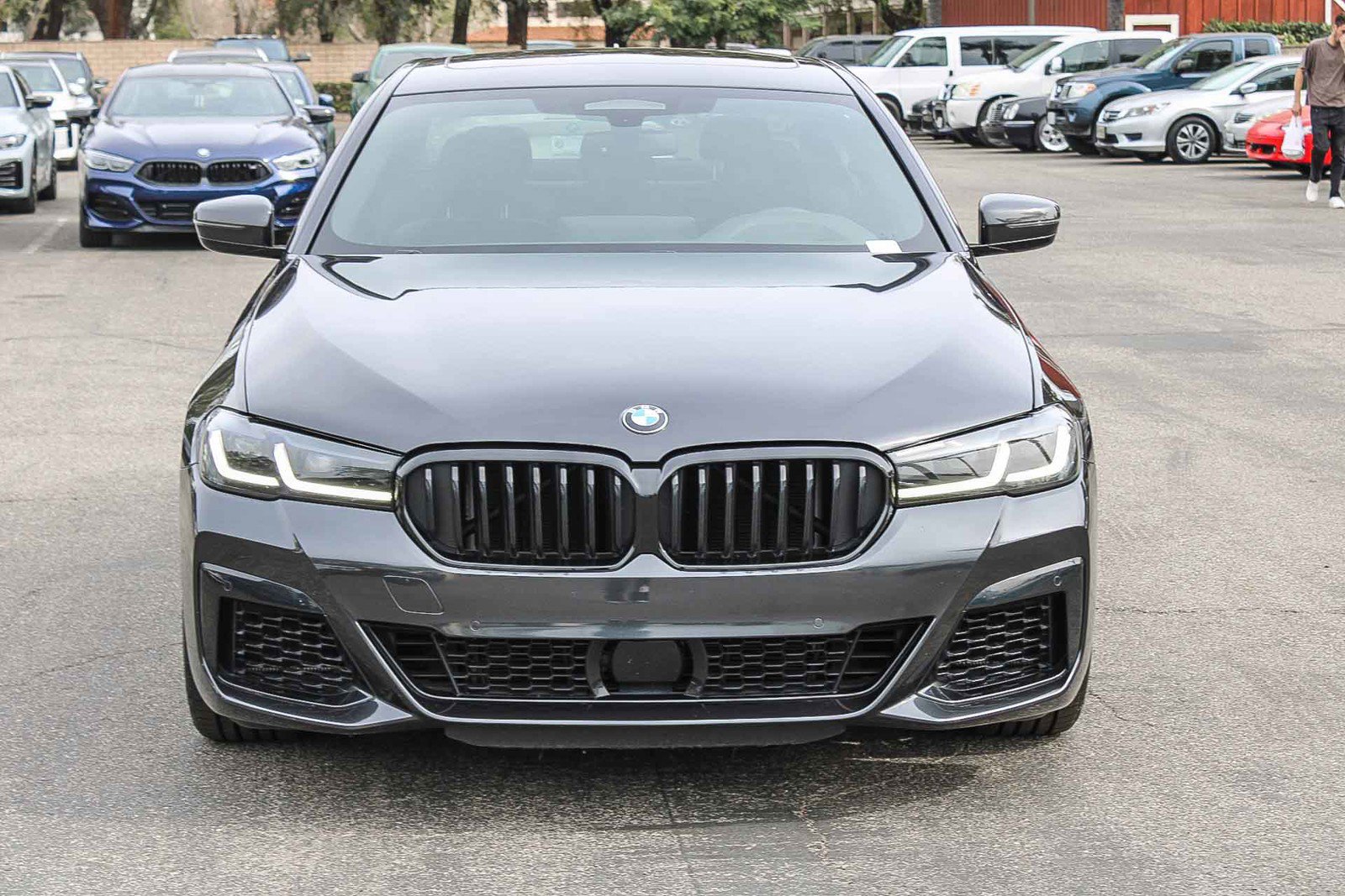 Used 2023 BMW M550i xDrive image 2