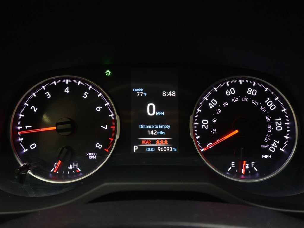 Used 2019 Toyota RAV4 LE FWD image 22