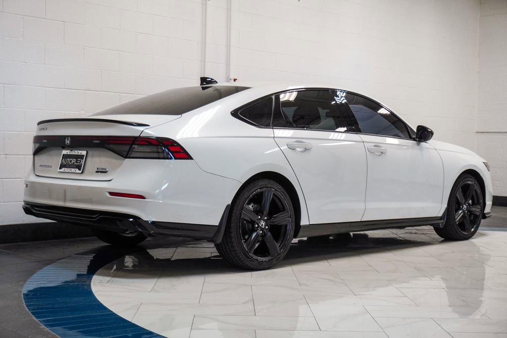 Used 2024 Honda Accord Sport image 32