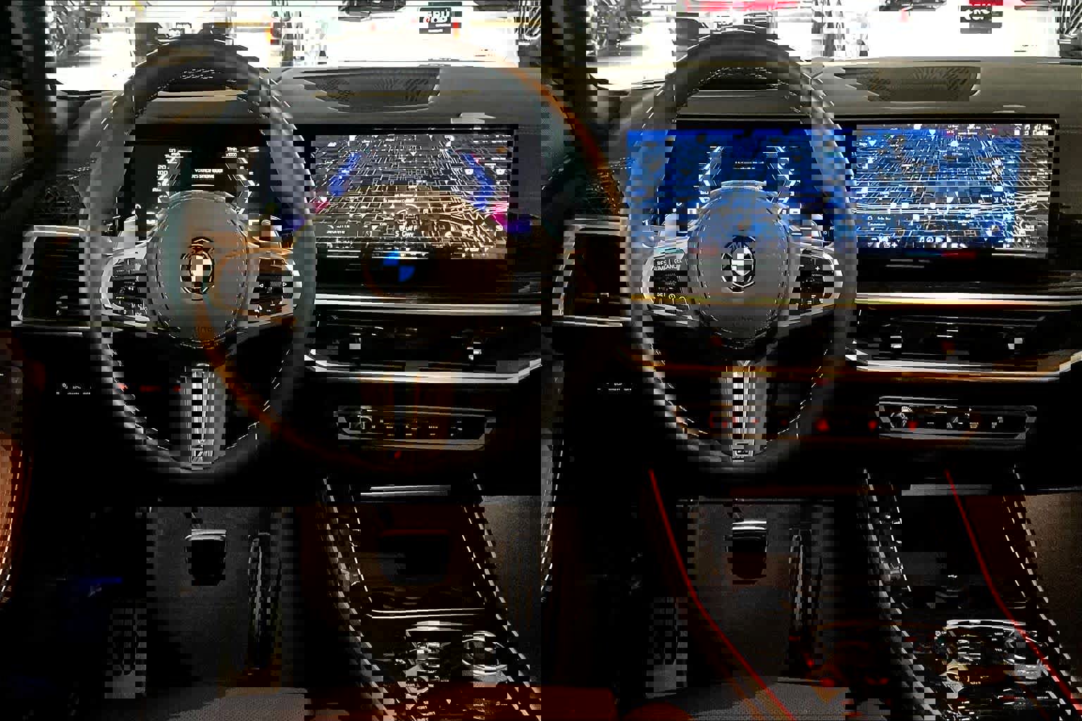 Certified 2026 BMW X5 M60i image 5