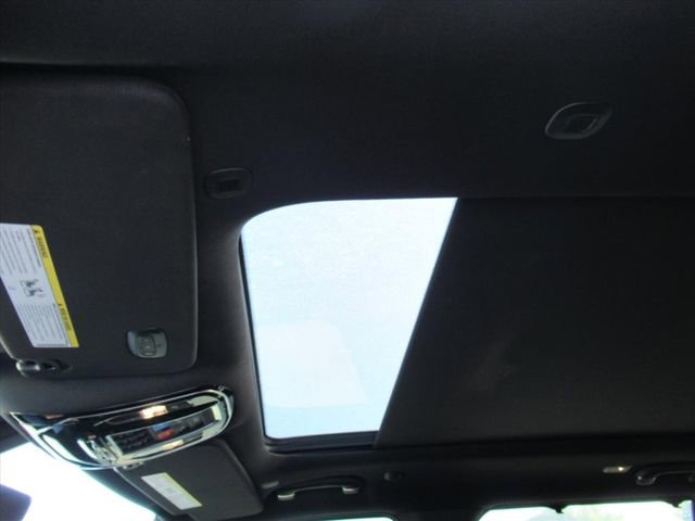 Used 2022 Jeep Grand Wagoneer Series I AWD/4WD image 22