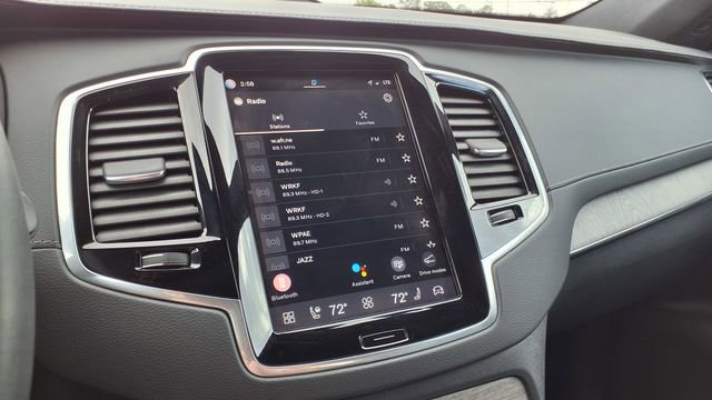 Used 2023 Volvo XC90 B6 Ultimate w/ Lounge Package image 27