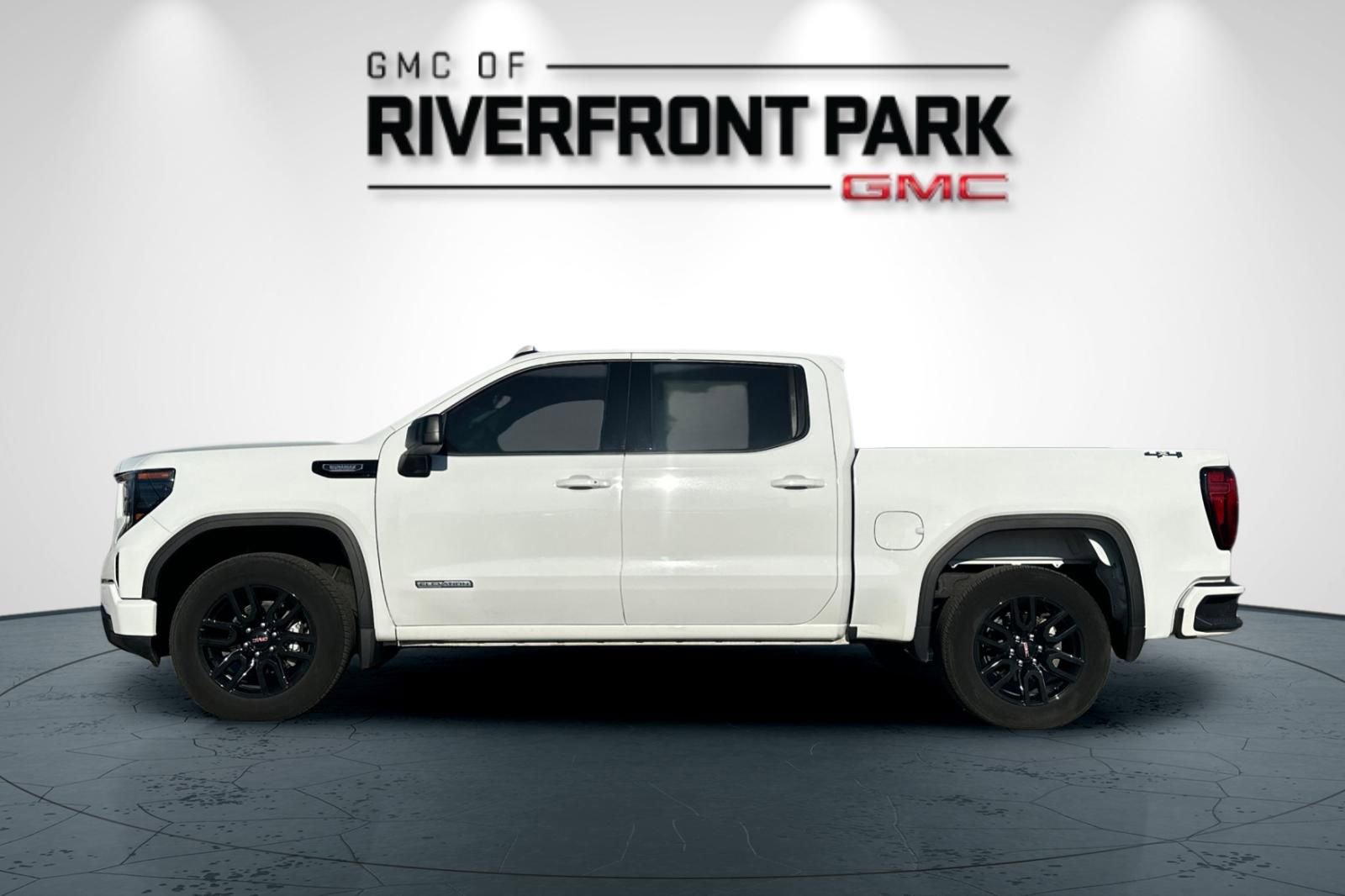 Used 2025 GMC Sierra 1500 Elevation image 6