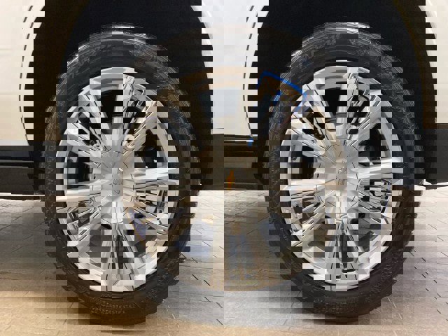 Used 2021 Chevrolet Tahoe High Country image 28