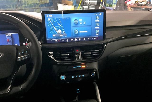 Used 2023 Ford Escape ST-Line w/ Tech Pack #1 image 6